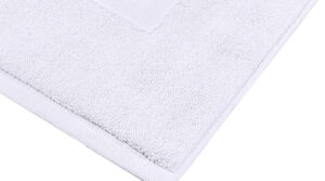 Heritage-Hotel-Towels-bath-mat