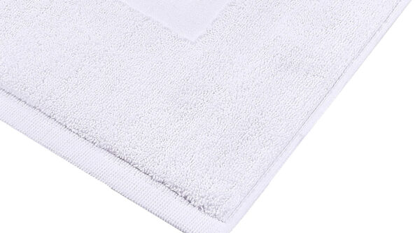 Heritage-Hotel-Towels-bath-mat